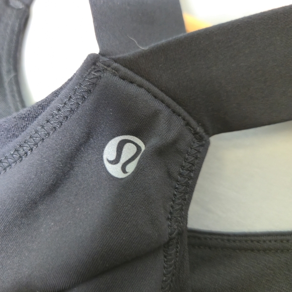 Lululemon Run: Stuff Your Bra Black Tank Top Size 6 - Picture 4 of 7